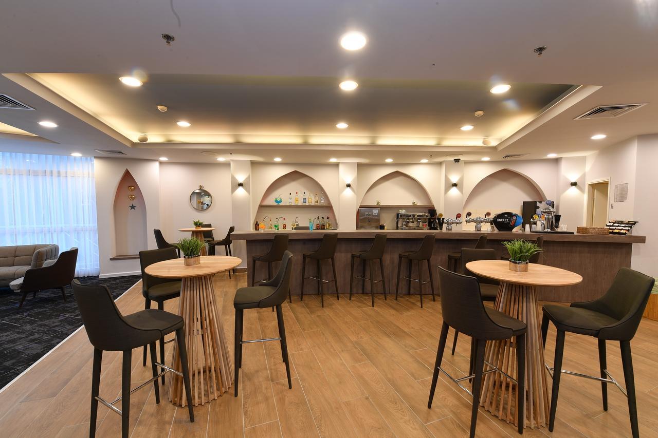 Be Unique Hotel - Drinks Included Ейлат Екстериор снимка